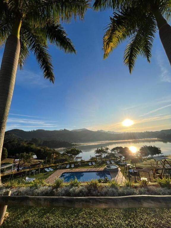 Lodge Chale Represa Varanda Do Sol Joanopolis *